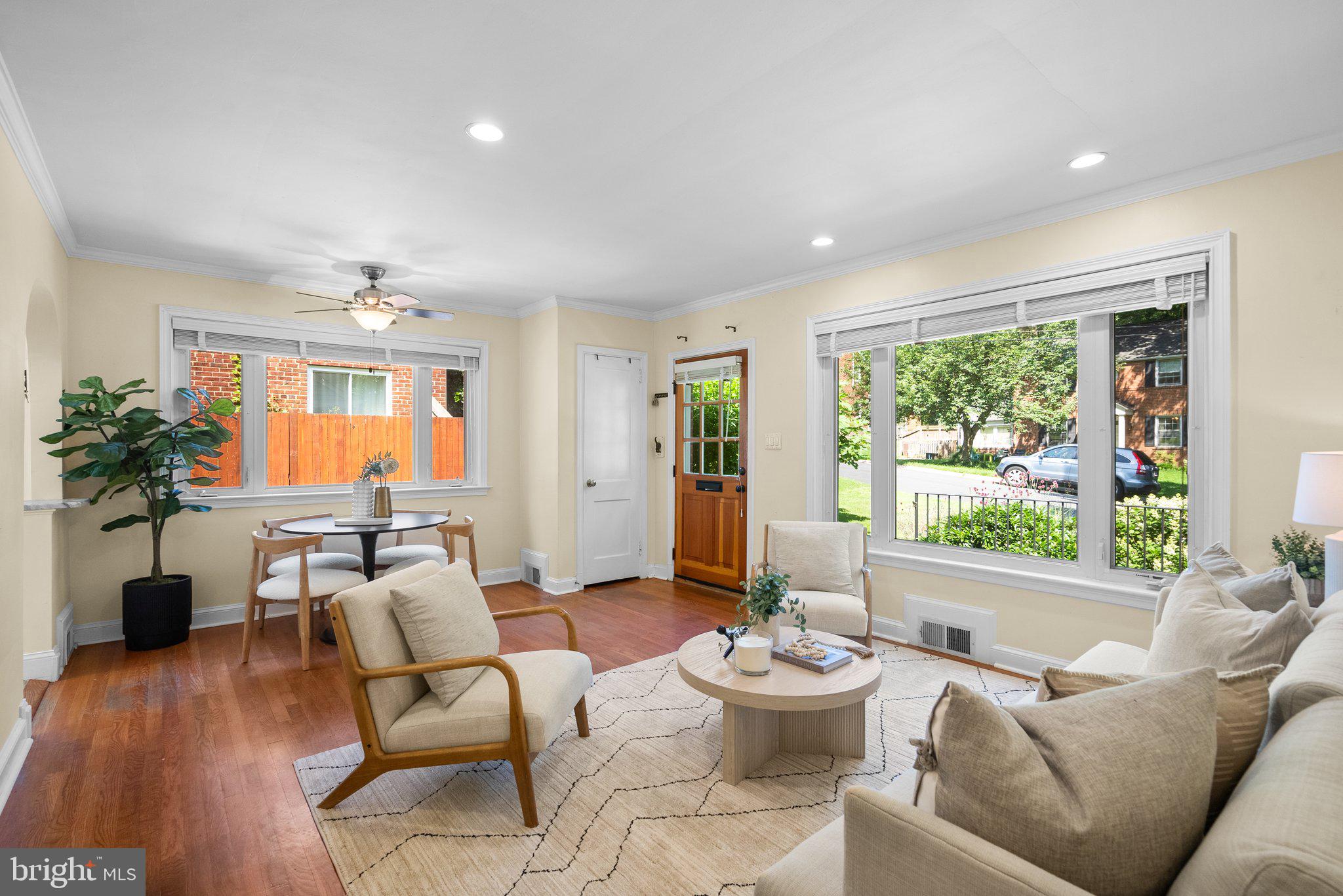 416 Penwood Road Silver Spring, MD 20901 - Photo 5 of 45