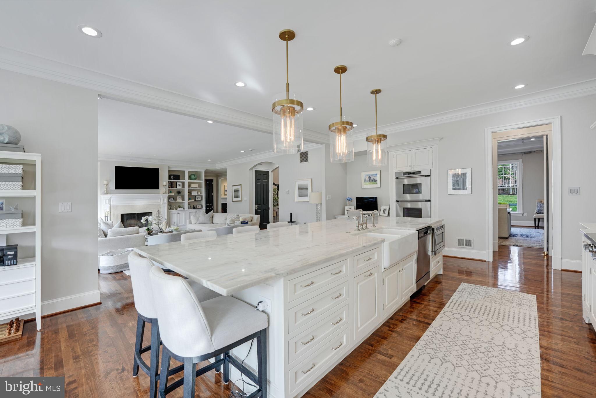 492 River Bend Road Great Falls, VA 22066 - Photo 18 of 68 Kitchen