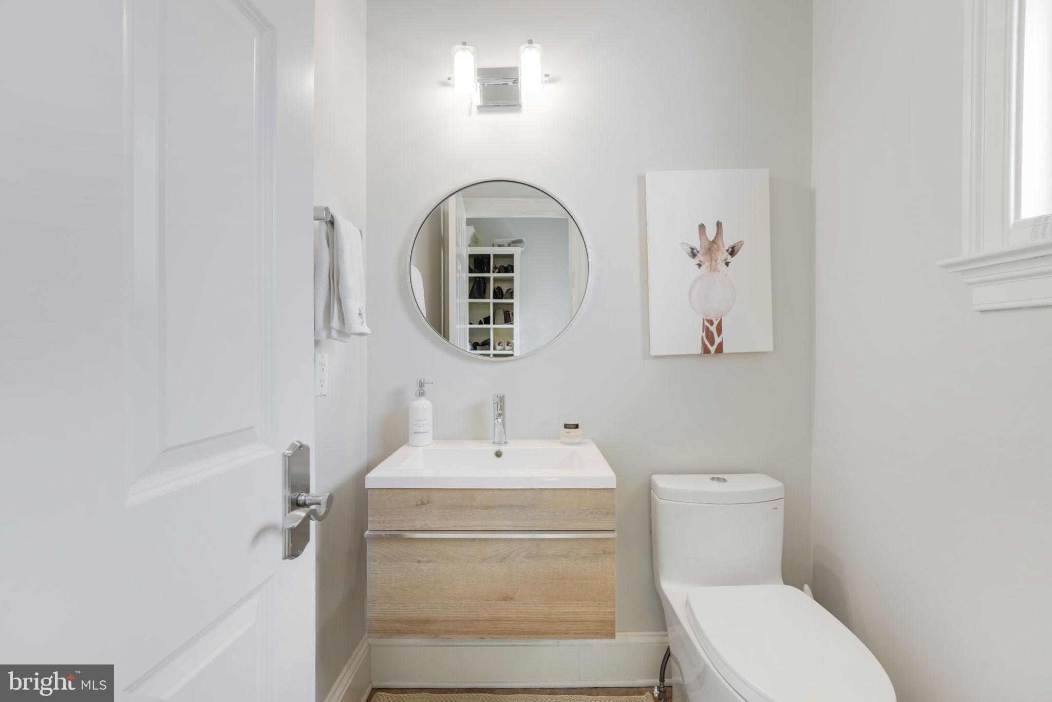 492 River Bend Road Great Falls, VA 22066 - Photo 22 of 68 Powder Room