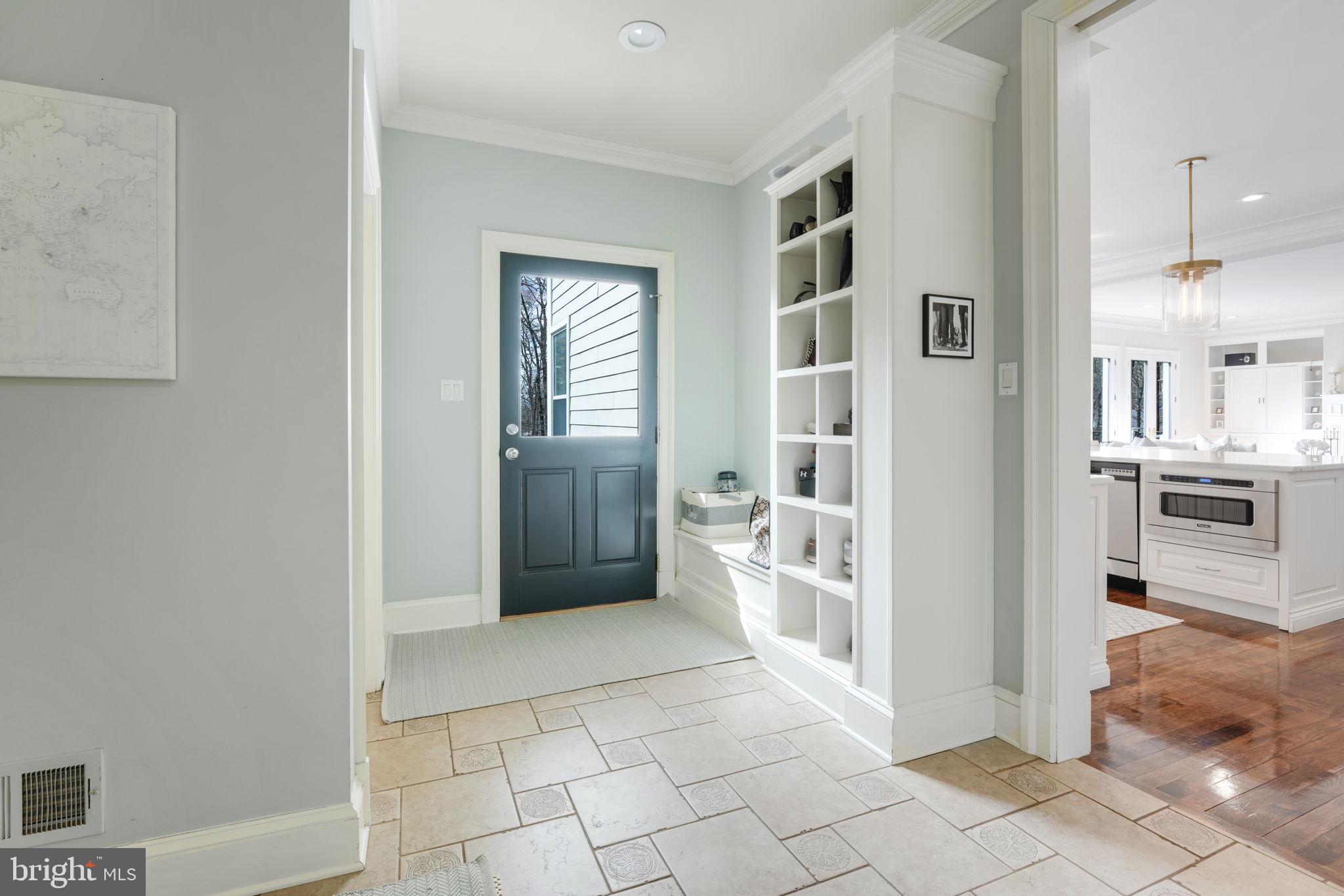 492 River Bend Road Great Falls, VA 22066 - Photo 23 of 68 Mudroom