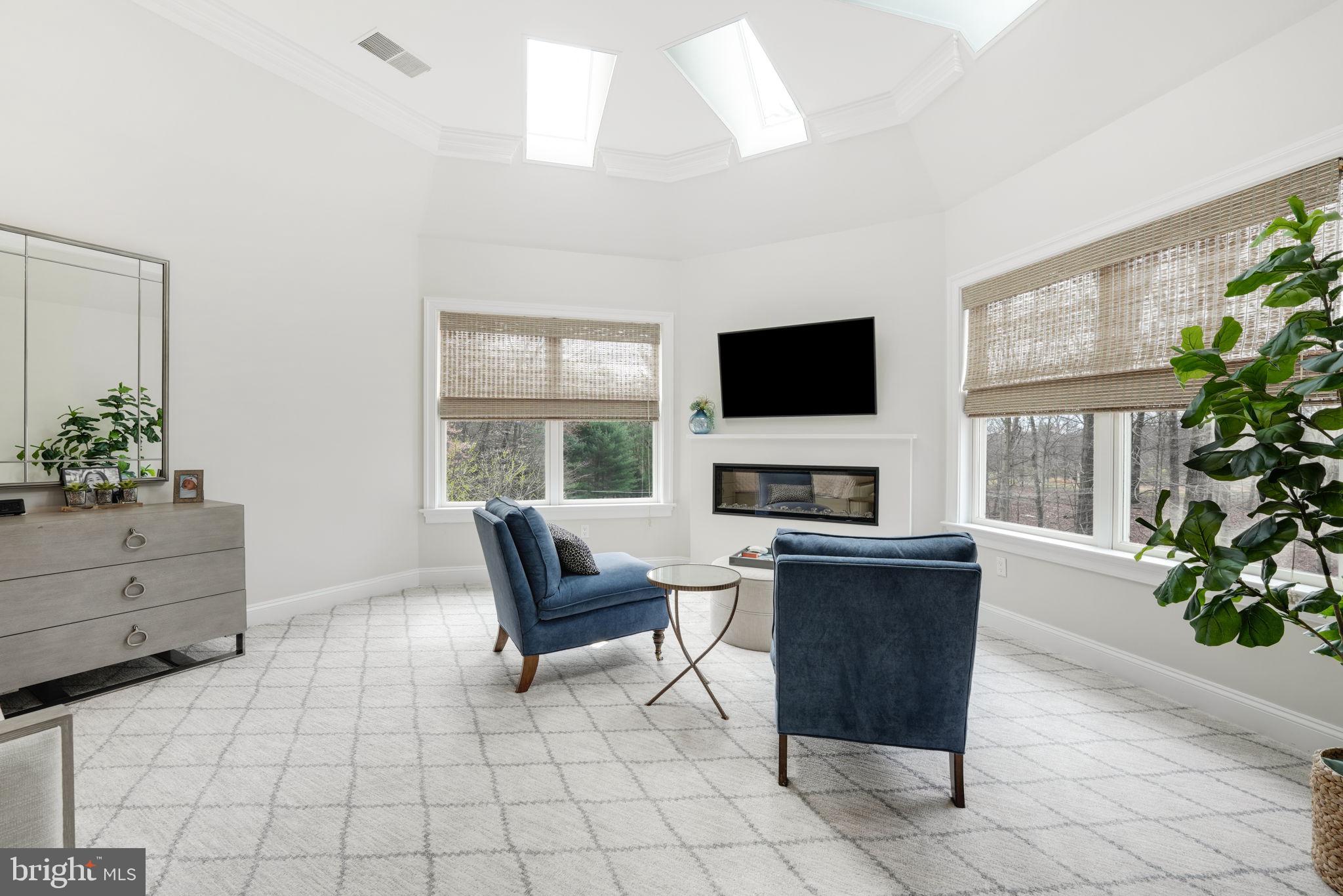 492 River Bend Road Great Falls, VA 22066 - Photo 28 of 68 Primary Bedroom