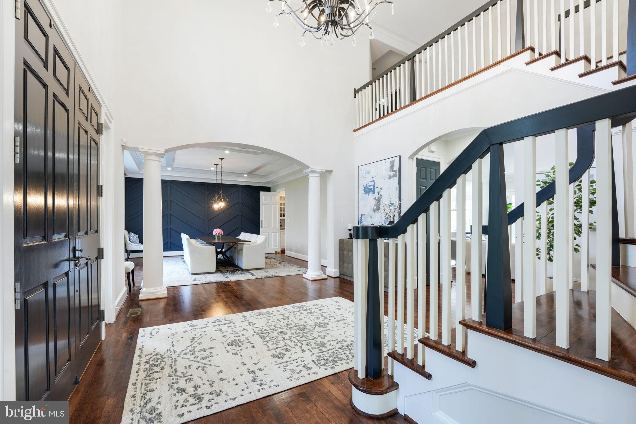 492 River Bend Road Great Falls, VA 22066 - Photo 5 of 68 Foyer
