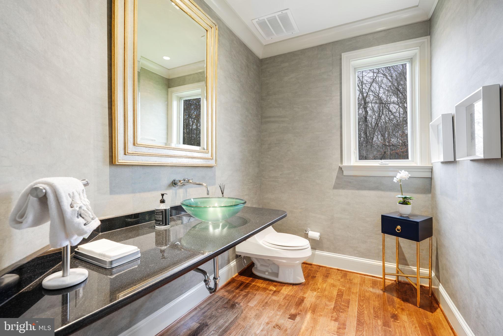 492 River Bend Road Great Falls, VA 22066 - Photo 9 of 68 Powder Room