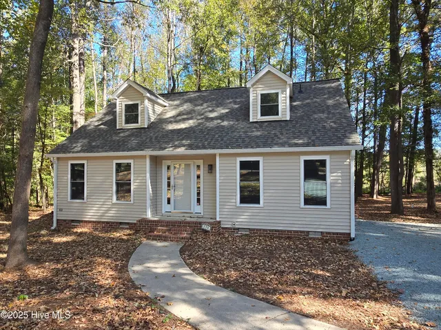 $2,800 | 138 Landsbury Drive, Durham, NC 27707