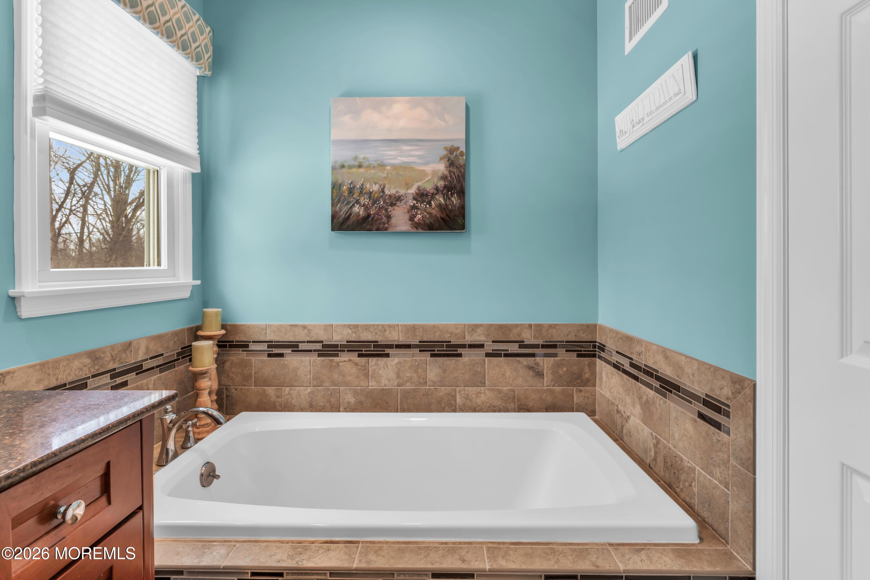 9 Johnny Court Red Bank, NJ 07701 - Photo 28 of 69 Primary Bath Soaker Tub
