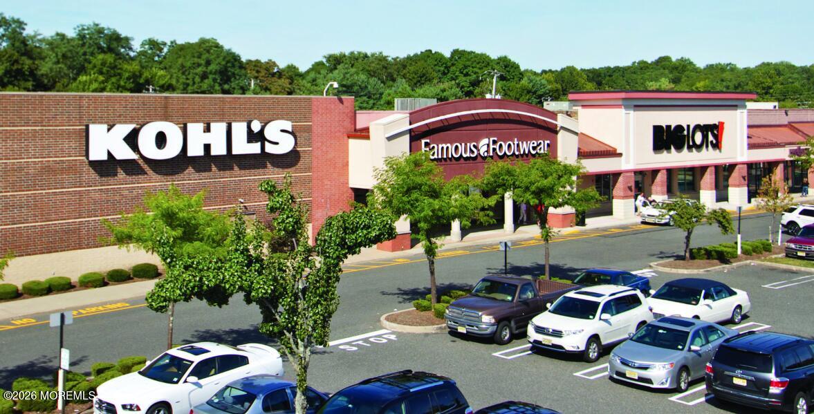 9 Johnny Court Red Bank, NJ 07701 - Photo 57 of 69 Middletown Shopping