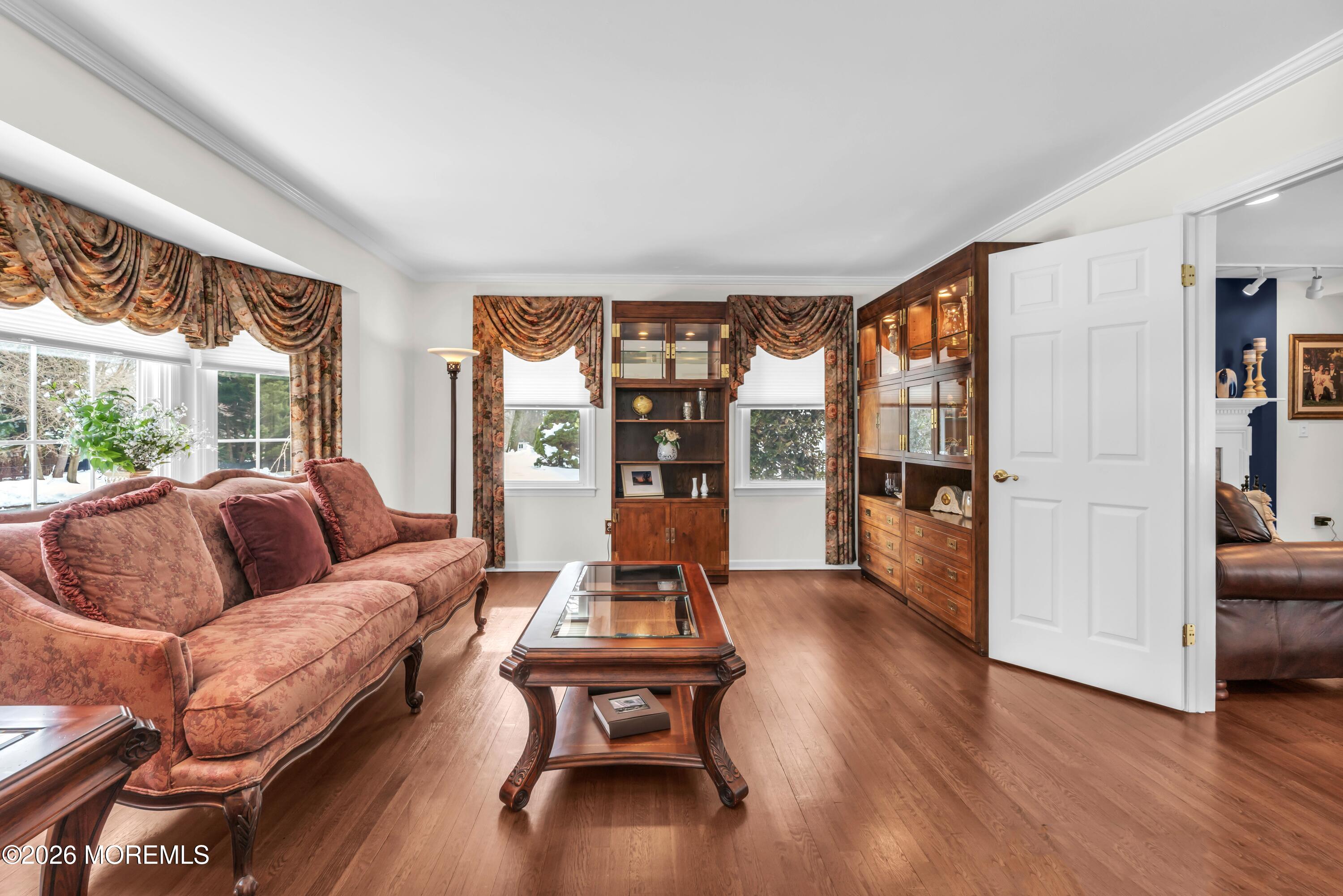 9 Johnny Court Red Bank, NJ 07701 - Photo 7 of 69 Living Room