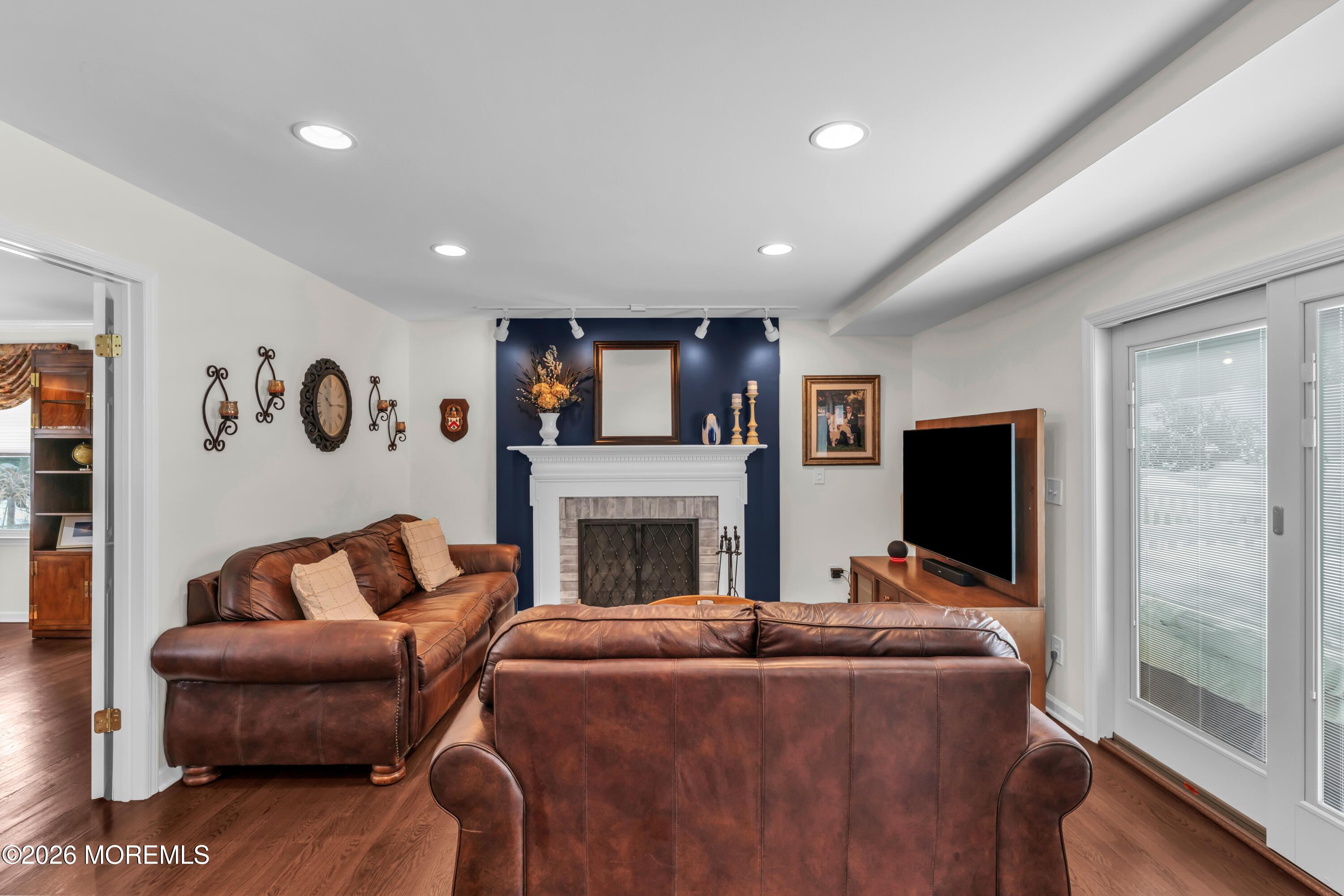 9 Johnny Court Red Bank, NJ 07701 - Photo 10 of 69 Family Room 3
