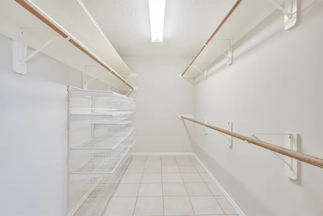 $1,900 | 12039 Lucky Meadow Drive, Tomball, TX 77375