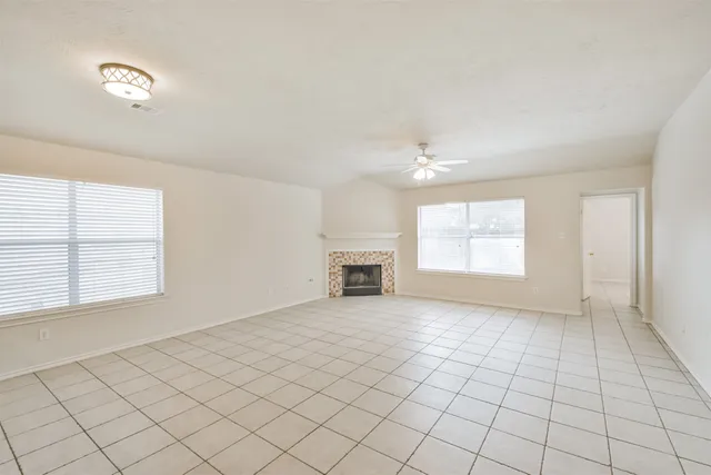 $1,900 | 12039 Lucky Meadow Drive, Tomball, TX 77375