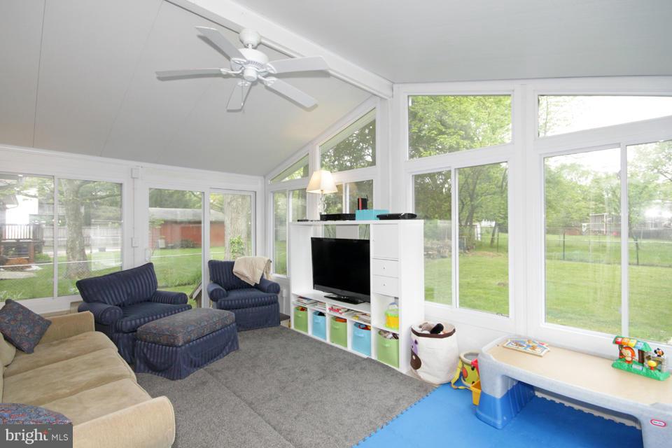 4010 Ridge Road Annandale, VA 22003 - Photo 11 of 28 Sunroom