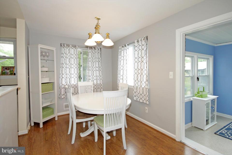 4010 Ridge Road Annandale, VA 22003 - Photo 6 of 28 Family Room