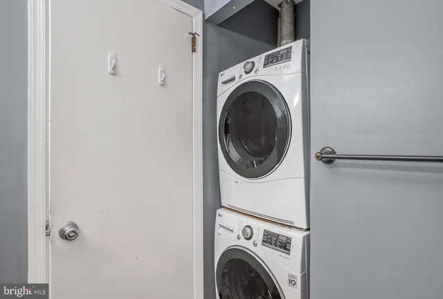 $259,000 | 207 Walnut Hill Road, Unit B4, West Chester, PA 19382