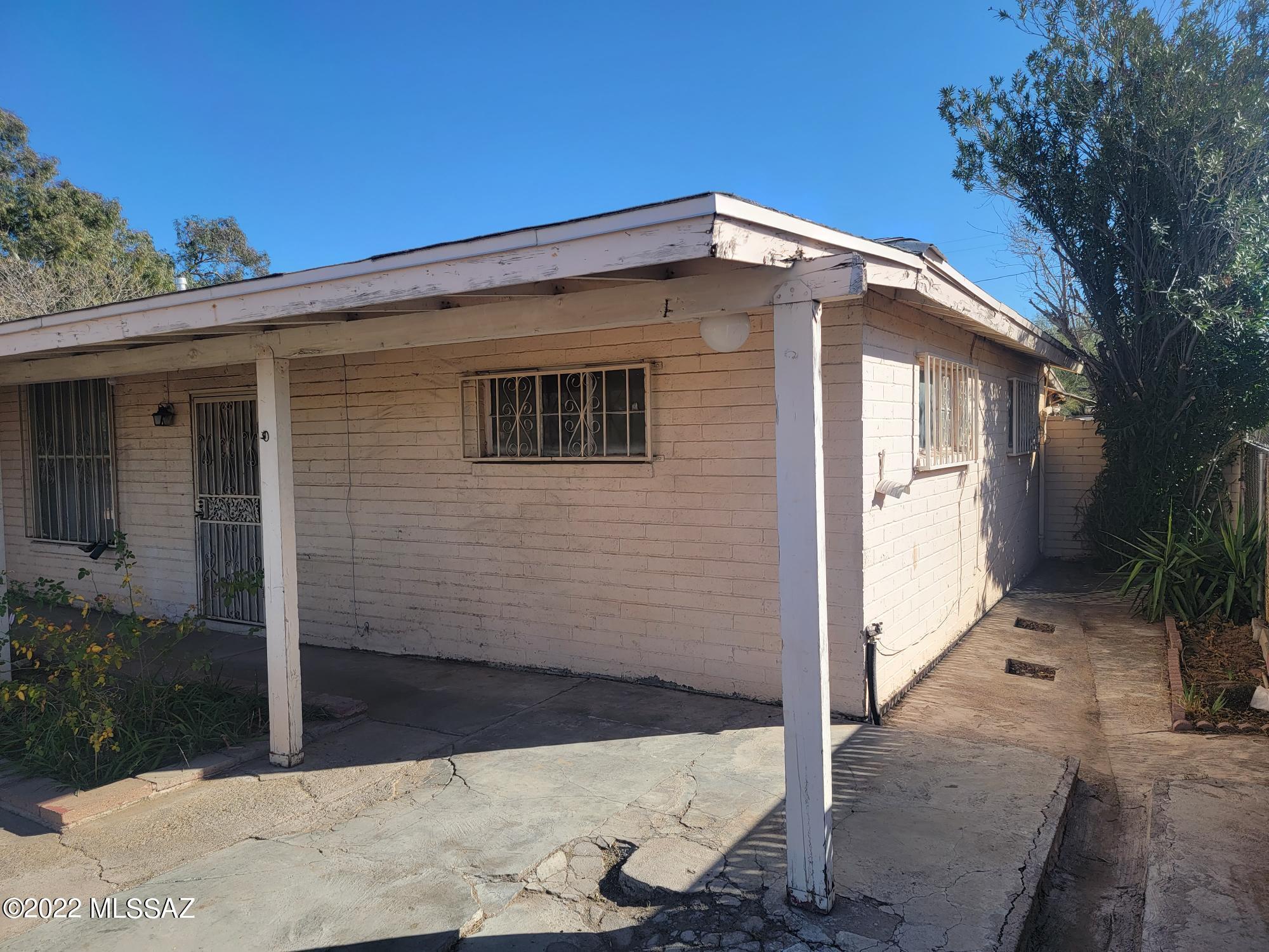 819 West Valencia Road Tucson, AZ 85706 - Photo 3 of 39 Gallery Image 3