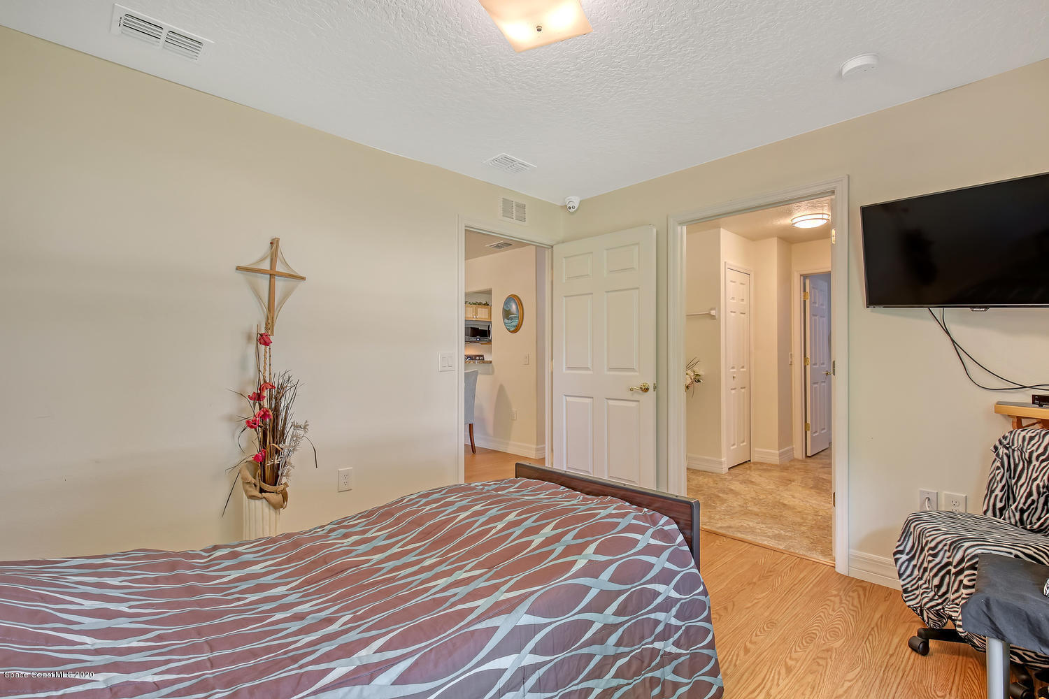 935 Raleigh Road Southeast Palm Bay, FL 32909 - Photo 16 of 34 935 Raleigh Rd SE Palm Bay FL-large-017-