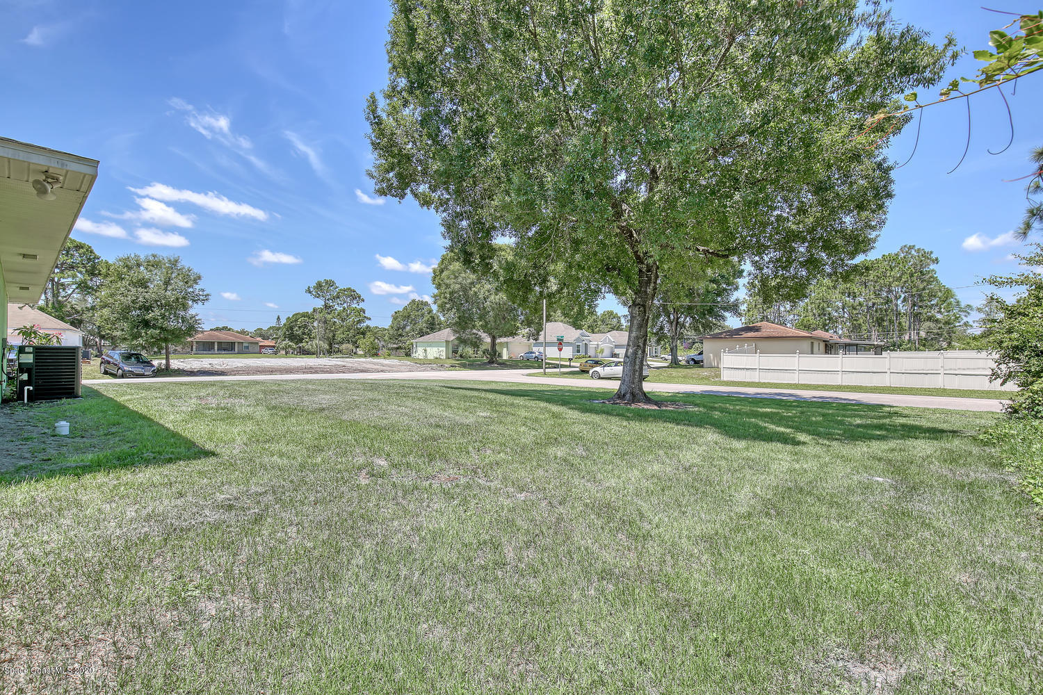935 Raleigh Road Southeast Palm Bay, FL 32909 - Photo 24 of 34 935 Raleigh Rd SE Palm Bay FL-large-025-