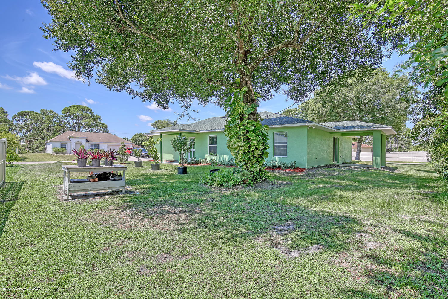 935 Raleigh Road Southeast Palm Bay, FL 32909 - Photo 26 of 34 935 Raleigh Rd SE Palm Bay FL-large-027-