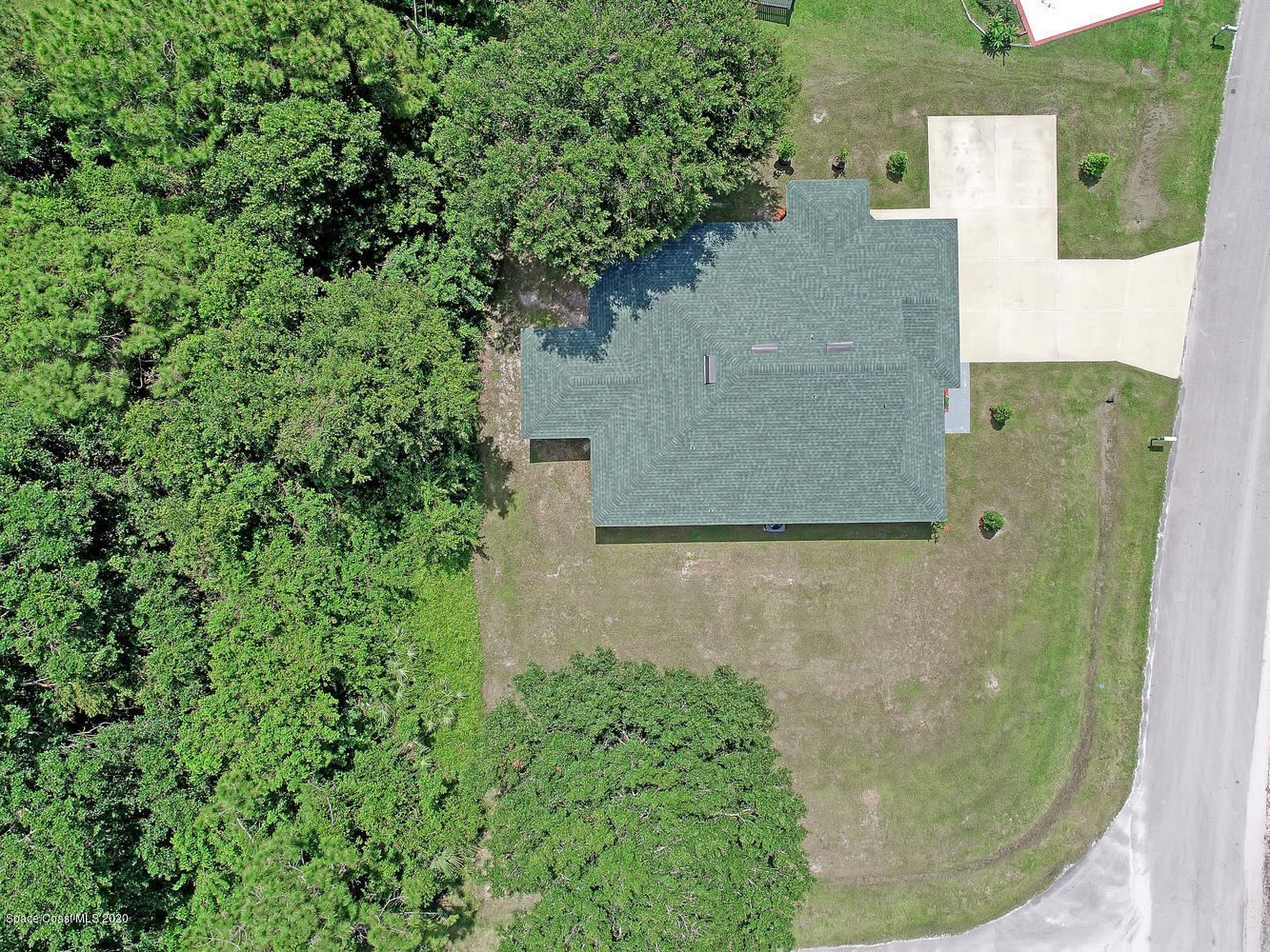935 Raleigh Road Southeast Palm Bay, FL 32909 - Photo 30 of 34 935 Raleigh Rd SE Palm Bay FL-large-033-