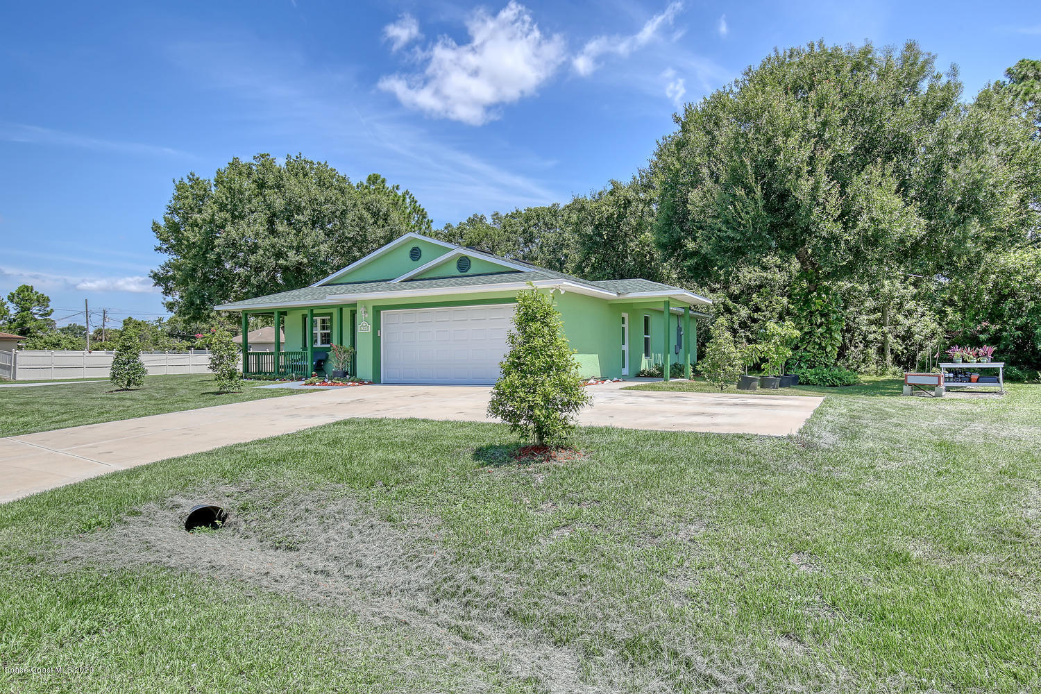 935 Raleigh Road Southeast Palm Bay, FL 32909 - Photo 4 of 34 935 Raleigh Rd SE Palm Bay FL-large-002-