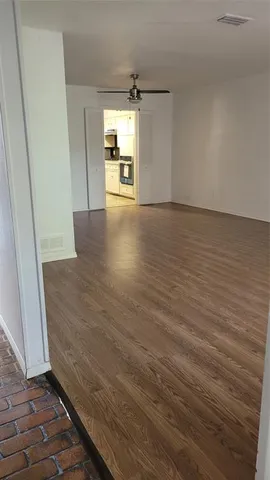 $2,500 | 7621 Dentcrest Drive, Dallas, TX 75254