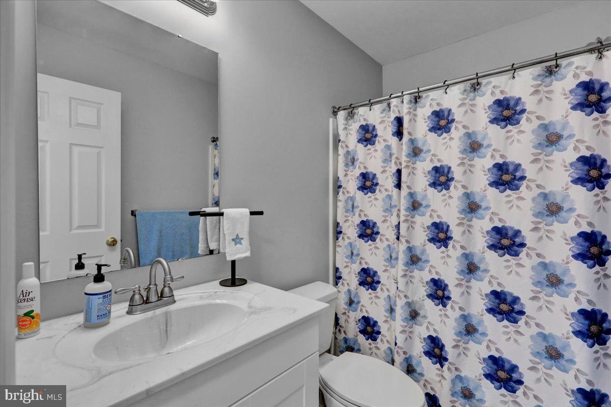 4 Kantner Lane South Reading, PA 19607 - Photo 18 of 45 Hall Bathroom