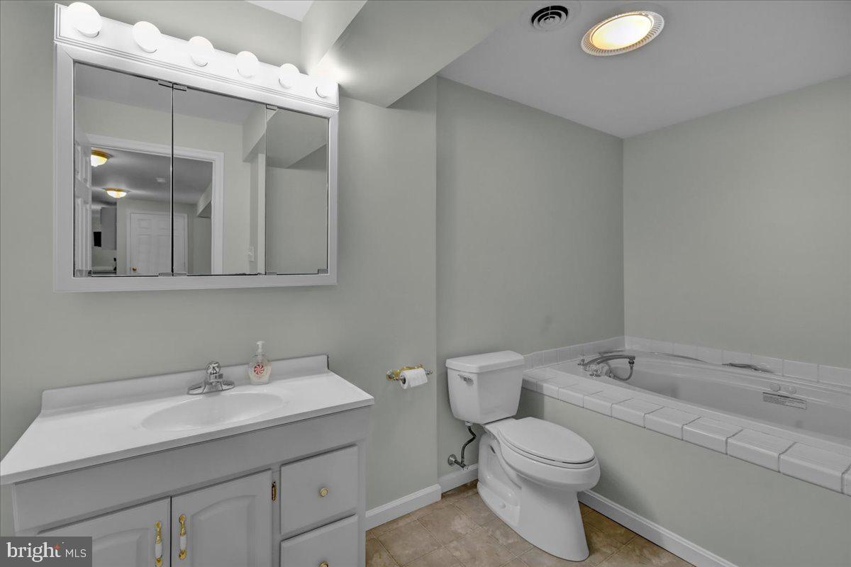 4 Kantner Lane South Reading, PA 19607 - Photo 35 of 45 Lower Level Full Bathroom