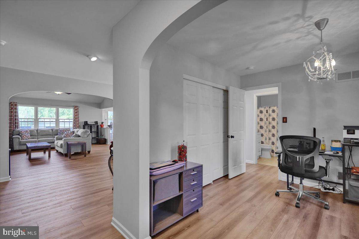 4 Kantner Lane South Reading, PA 19607 - Photo 9 of 45 Entry into foyer area