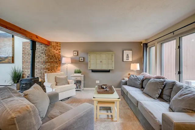 $553,000 | 30 Top Notch Road, Unit 30, Bartlett, NH 03812