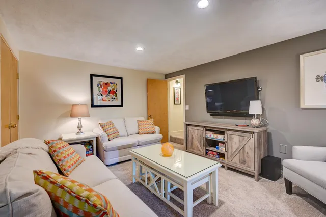 $553,000 | 30 Top Notch Road, Unit 30, Bartlett, NH 03812