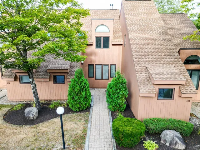 $553,000 | 30 Top Notch Road, Unit 30, Bartlett, NH 03812