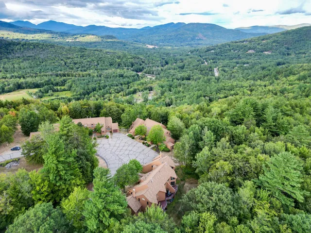 $553,000 | 30 Top Notch Road, Unit 30, Bartlett, NH 03812