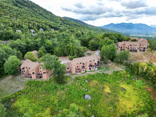 $553,000 | 30 Top Notch Road, Unit 30, Bartlett, NH 03812