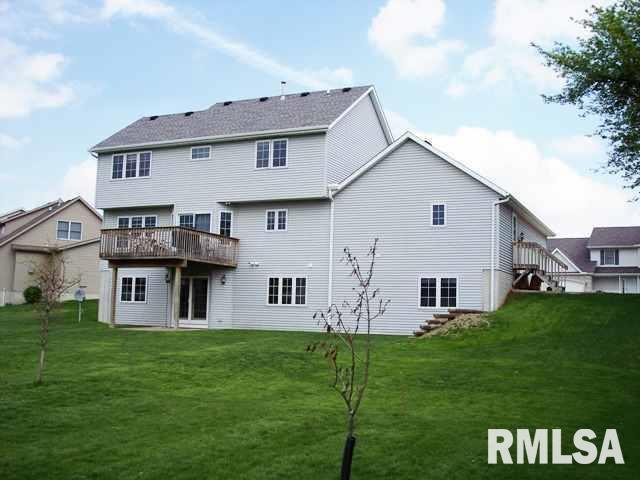 1924 Plum Tree Road Bettendorf, IA 52722 - Photo 8 of 9 Gallery Image 8