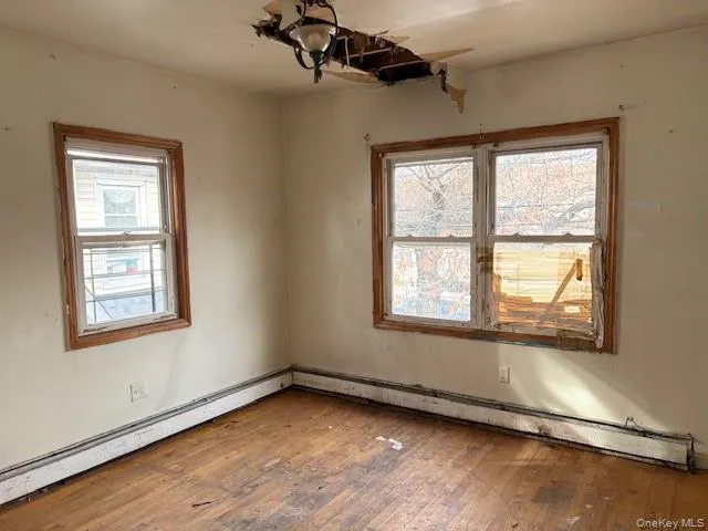 $599,900 | 114-06 167th Street | St. Albans