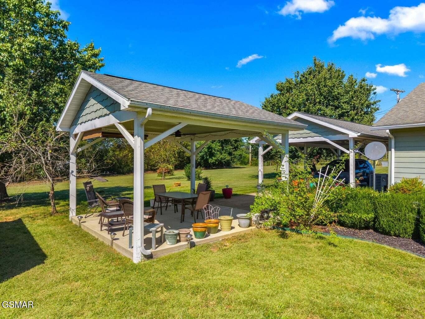 727 Burchfield Road Dandridge, TN 37725 - Photo 28 of 38 Gallery Image 28