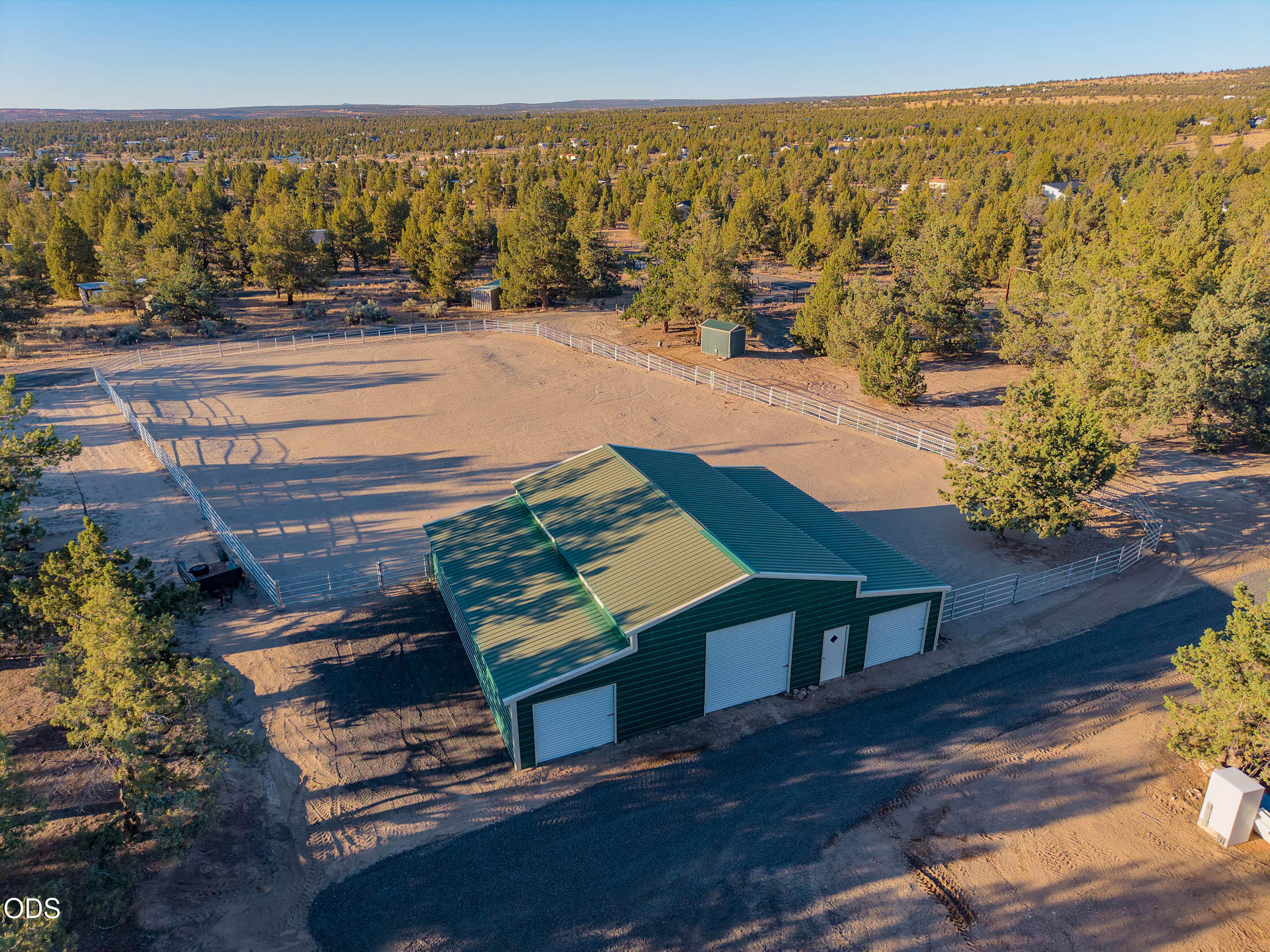 17101 Southeast Hopi Road Prineville, OR 97754 - Photo 40 of 68