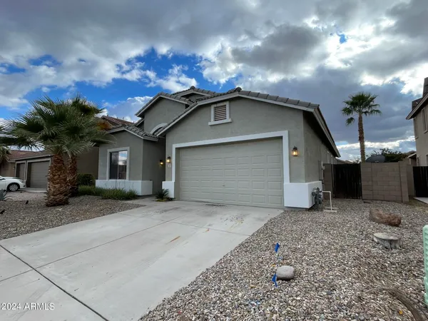 $2,250 | 2227 West Jasper Butte Drive, San Tan Valley, AZ 85144
