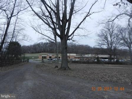 4061 Zulla Road The Plains, VA 20198 - Photo 6 of 10 Exterior (General)