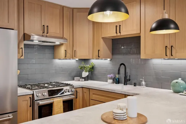 $1,275,000 | 1373 Broadway, San Francisco, CA 94109