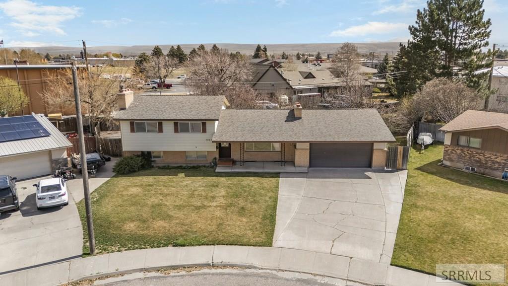 1920 Riviera Circle Idaho Falls, ID 83404 - Photo 2 of 33