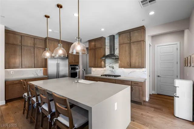 $1,100,000 | 9013 Powell Springs Street, Las Vegas, NV 89166