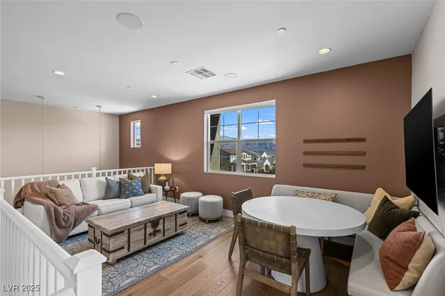 $1,100,000 | 9013 Powell Springs Street, Las Vegas, NV 89166