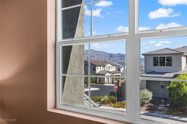 $1,100,000 | 9013 Powell Springs Street, Las Vegas, NV 89166