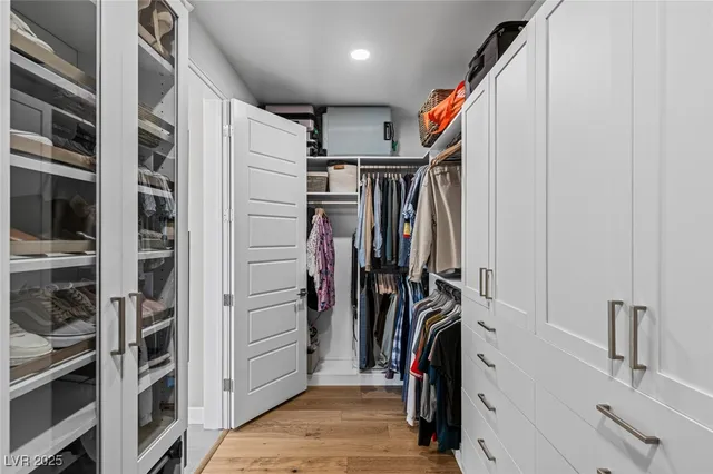 $1,100,000 | 9013 Powell Springs Street, Las Vegas, NV 89166