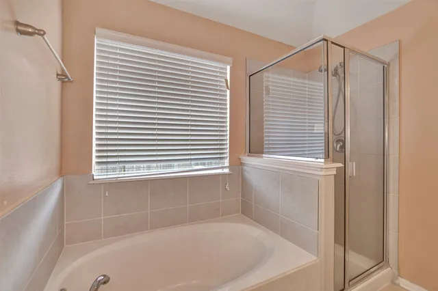 $2,200 | 5918 Durango Mist Lane, Katy, TX 77449