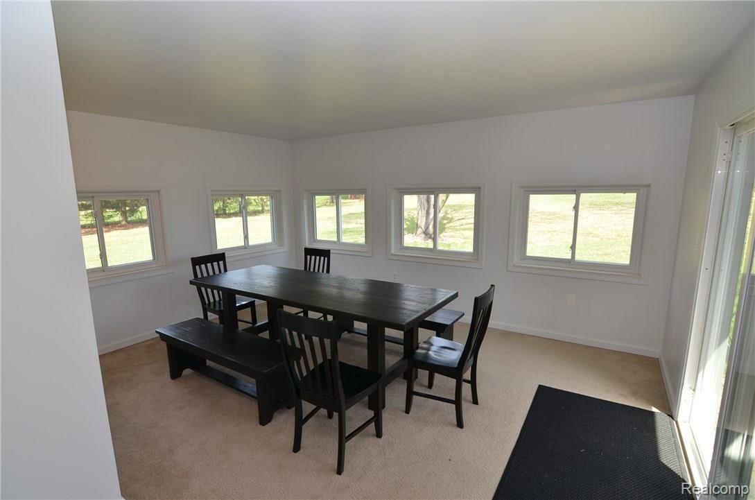 5770 Clarkston Road Clarkston, MI 48348 - Photo 13 of 28 OH MY GOODNESS GORGEOUS SPACE