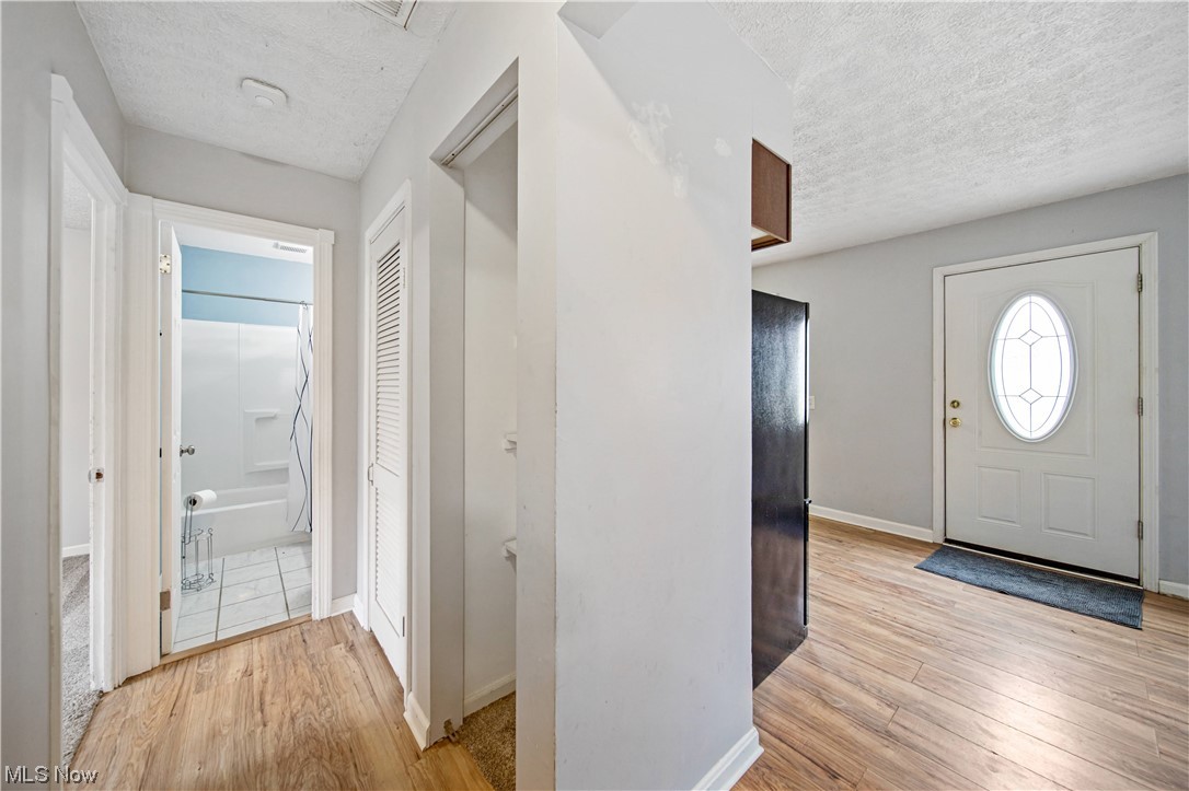 4887 Orchard Road Mentor, OH 44060 - Photo 10 of 26 Gallery Image 10