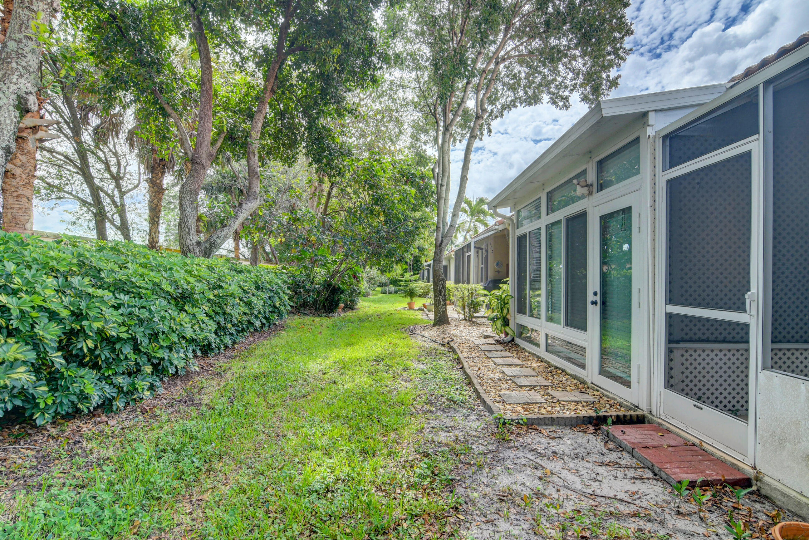 6201 Petunia Road Delray Beach, FL 33484 - Photo 34 of 66 37_dsc_1145_6_7_8_9
