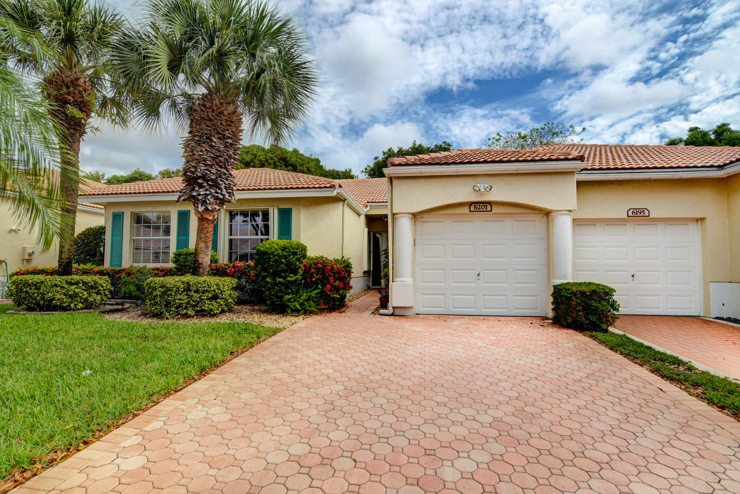 6201 Petunia Road Delray Beach, FL 33484 - Photo 4 of 66 04_dsc_1220_1_2_3_4