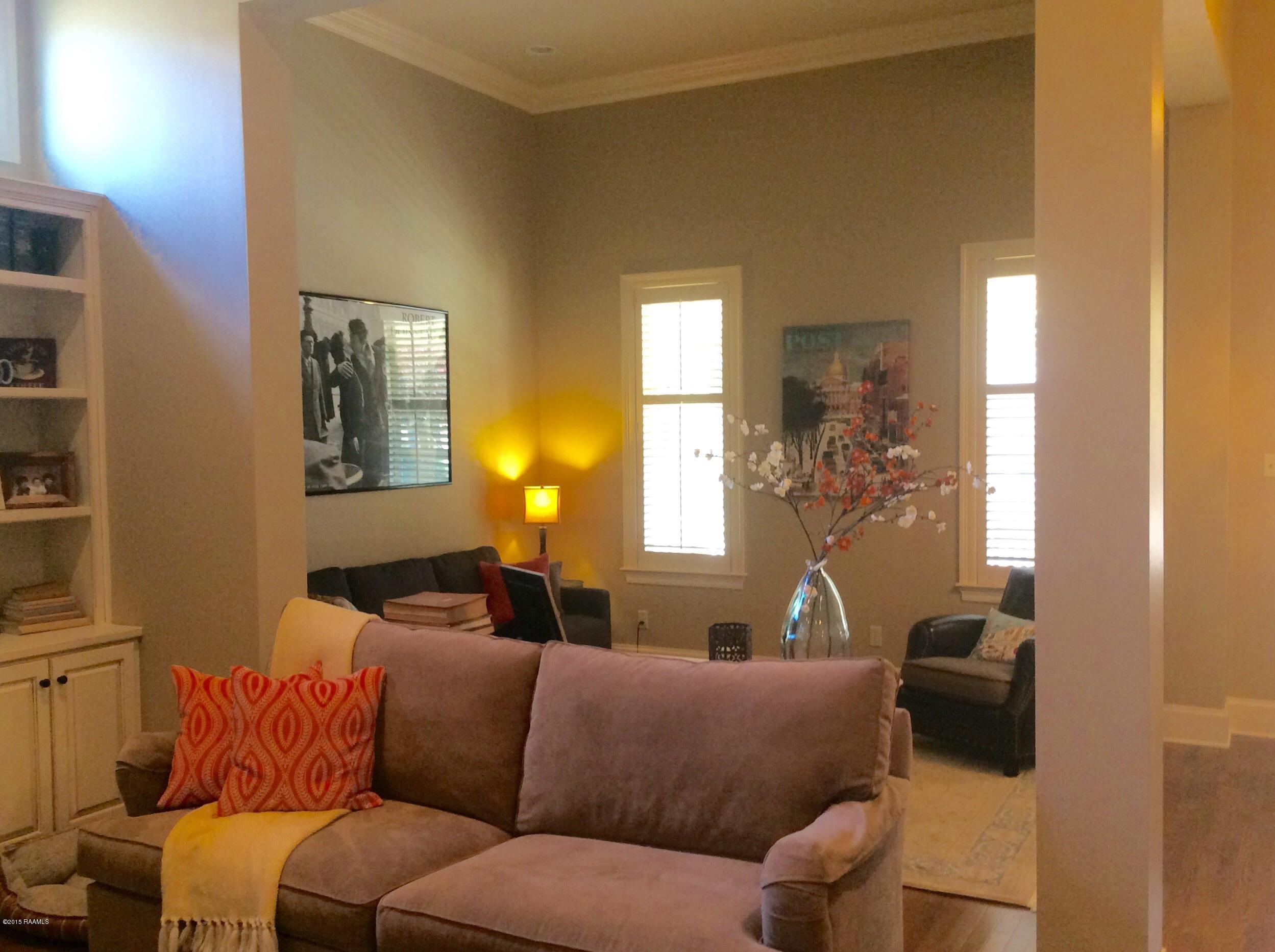 407 Harbor Road Youngsville, LA 70592 - Photo 11 of 45 image